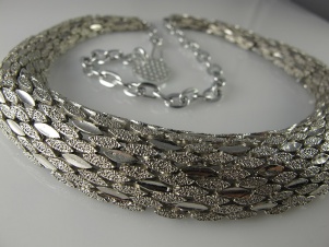 1970s textured silver tone vintage choker necklace 20 inches long- retro