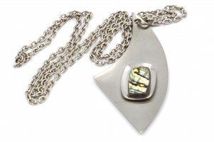 Vintage 1960s stainless steel modernist retro pendant necklace