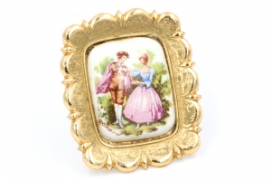Vintage Victorian miniature couple portrait brooch