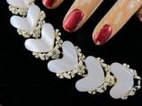 1950s vintage thermoset heart bracelet by BSK